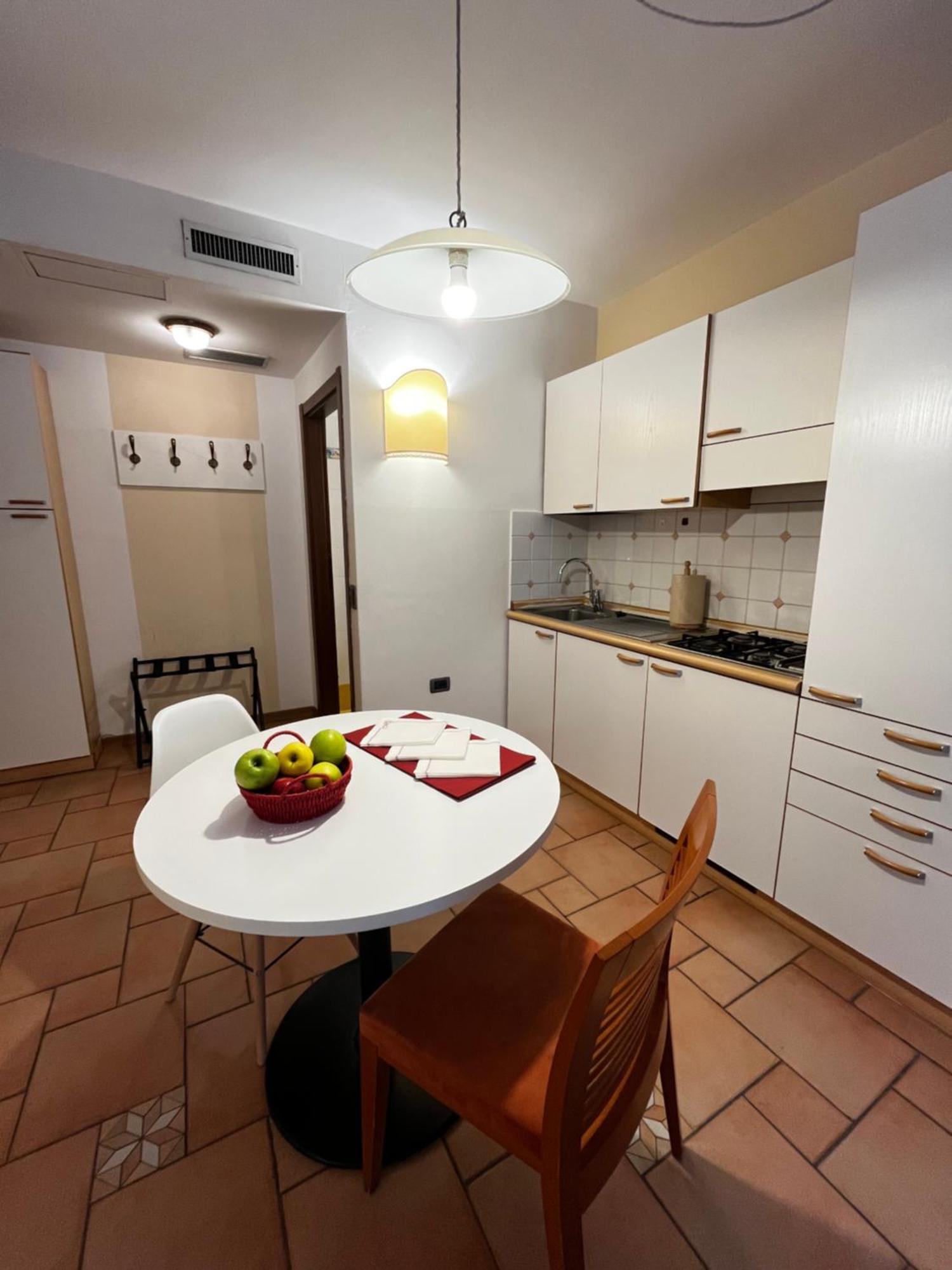 Manci Apartments By Hotel America ترينتو المظهر الخارجي الصورة