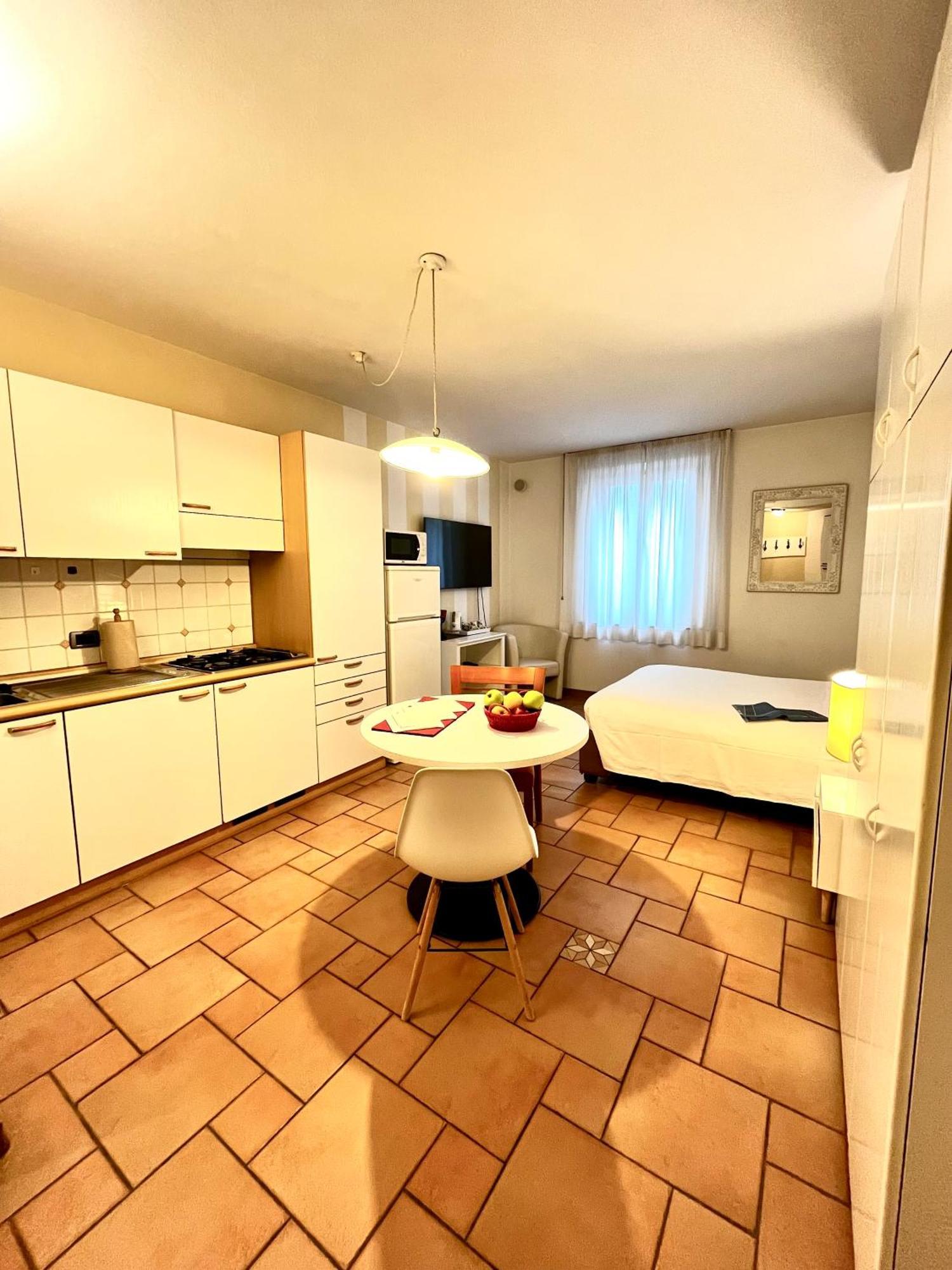 Manci Apartments By Hotel America ترينتو المظهر الخارجي الصورة